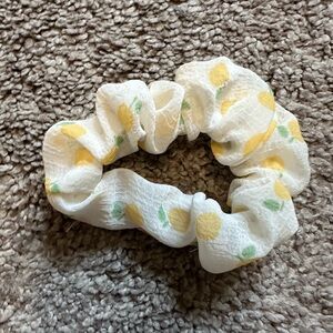 Lemon Scrunchie